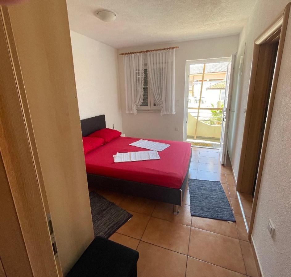 Elia Apartamento Vir Exterior foto